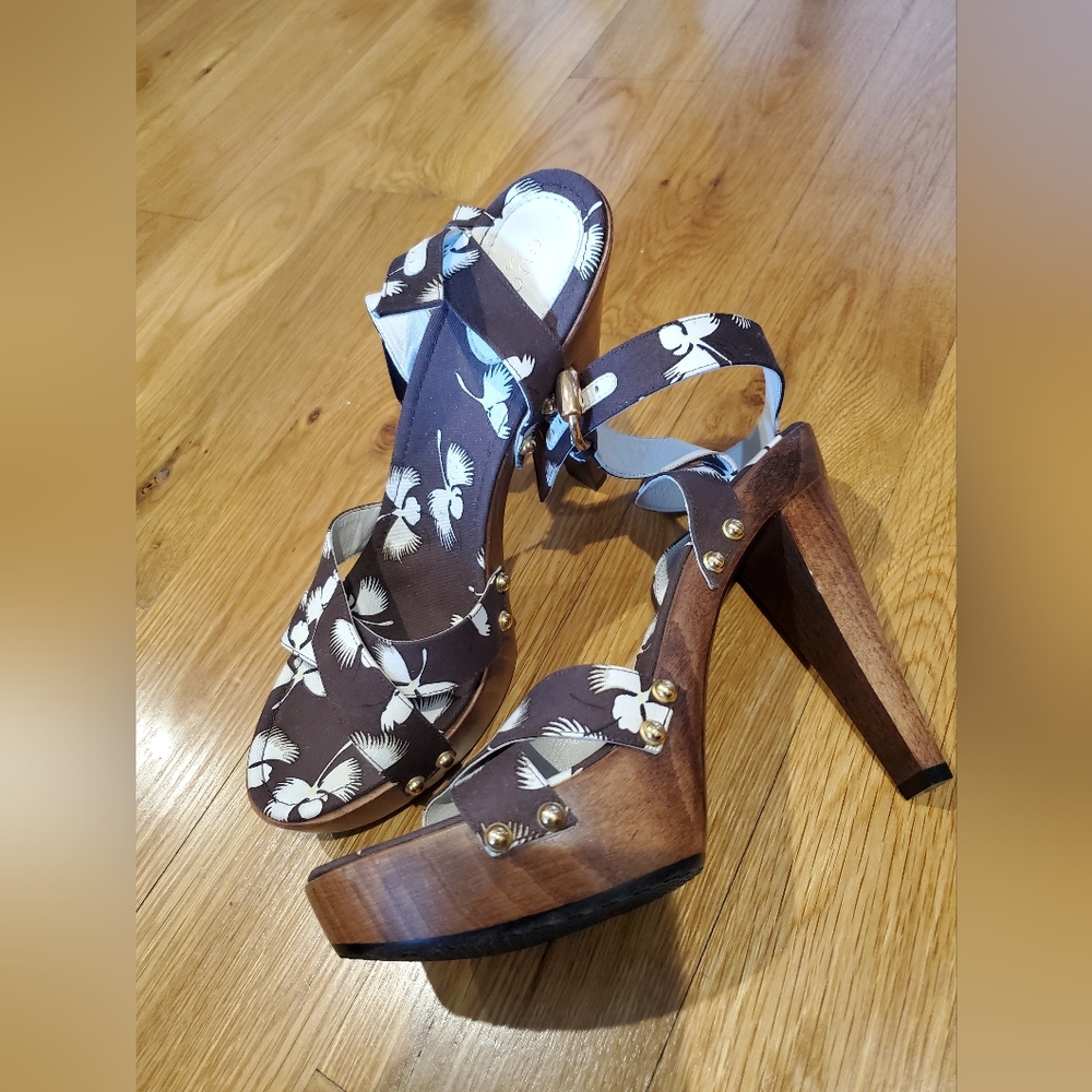 Gucci Women's Floral Platform Sandal Wooden High Heels Size 9